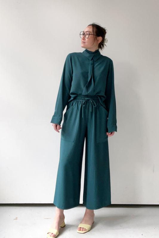 WIDE LEG TROUSER