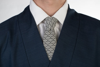 NECK TIE