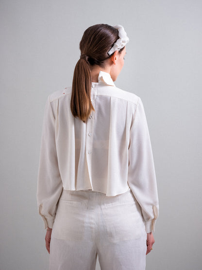 SIGNATURE 2-WAY DOUBLE COLLAR BLOUSE